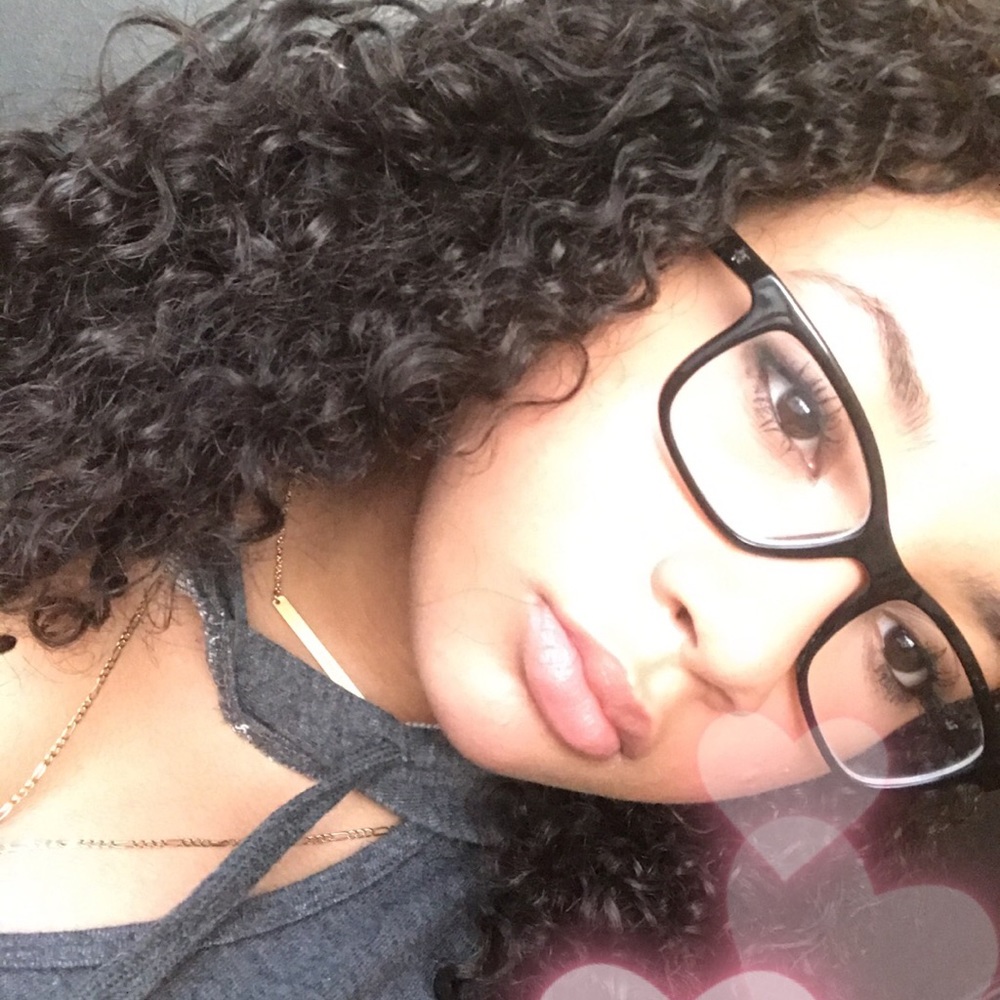 Meet your Posher, Enniah